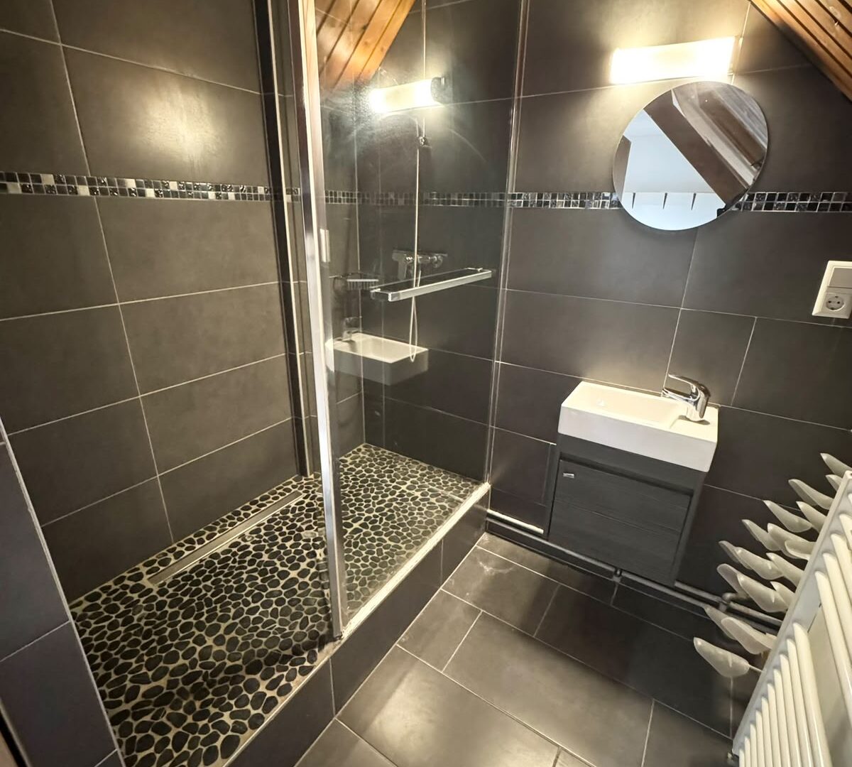 ROOM FOR RENT – ROLLINGERGRUND/BELAIR-NORD